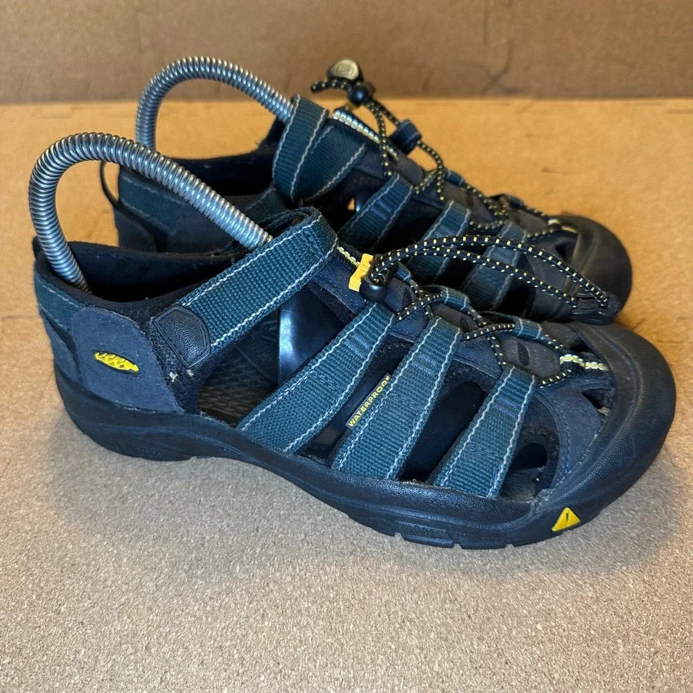 Keen Newport H2 Waterproof Hiking Sandals Mens 5 Teal Black Outdoor Shoes